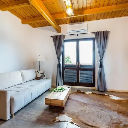 Mergen Bike&ski Chalet *