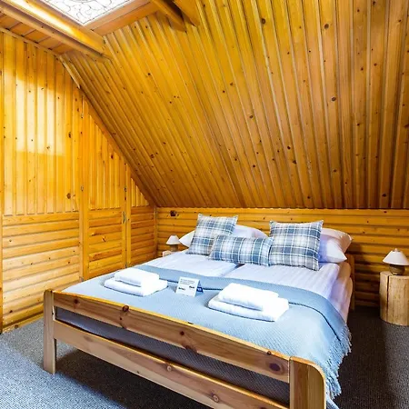 Mergen Bike&ski Chalet *